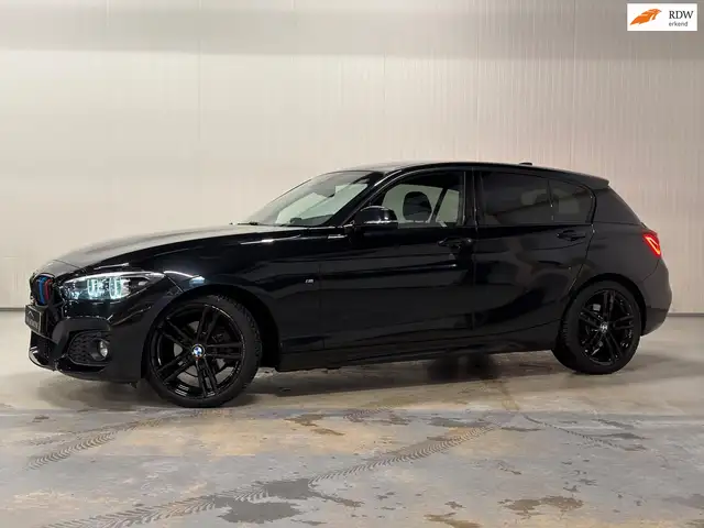 BMW 120 1-serie 120i Edition Sport Line Shadow High Execut