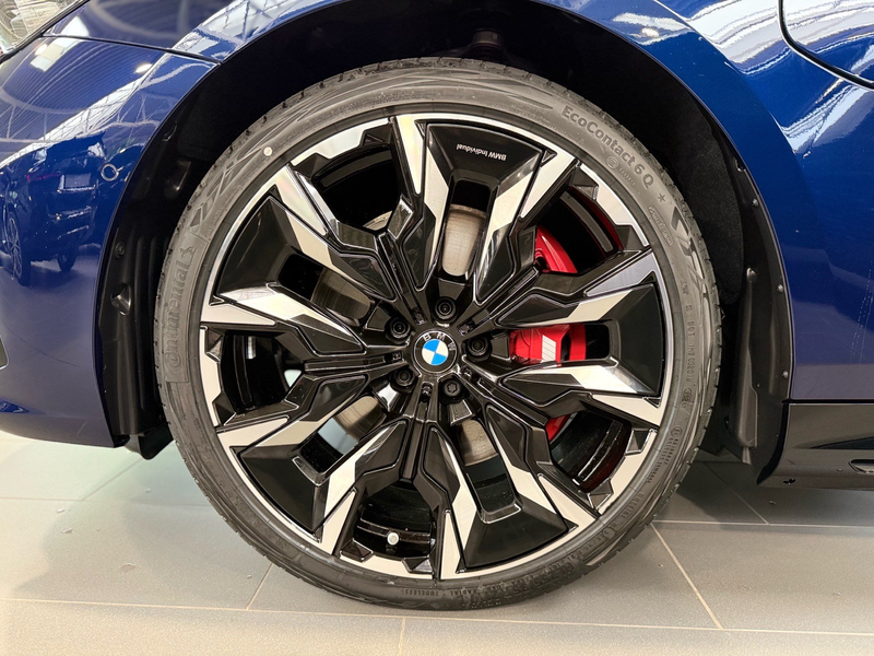 BMW 550 e xDrive M SportPro 21" Autobahn B&W Pano AHK 360° — photo 5