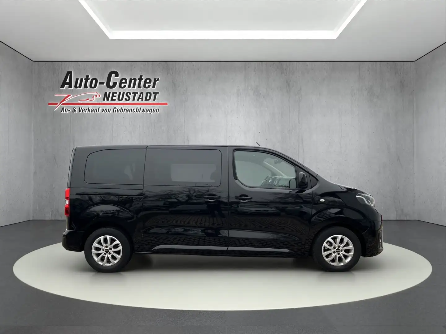Toyota Proace Verso L1 Family HUD/ACC/KAMERA/KLIMAA Black - 2