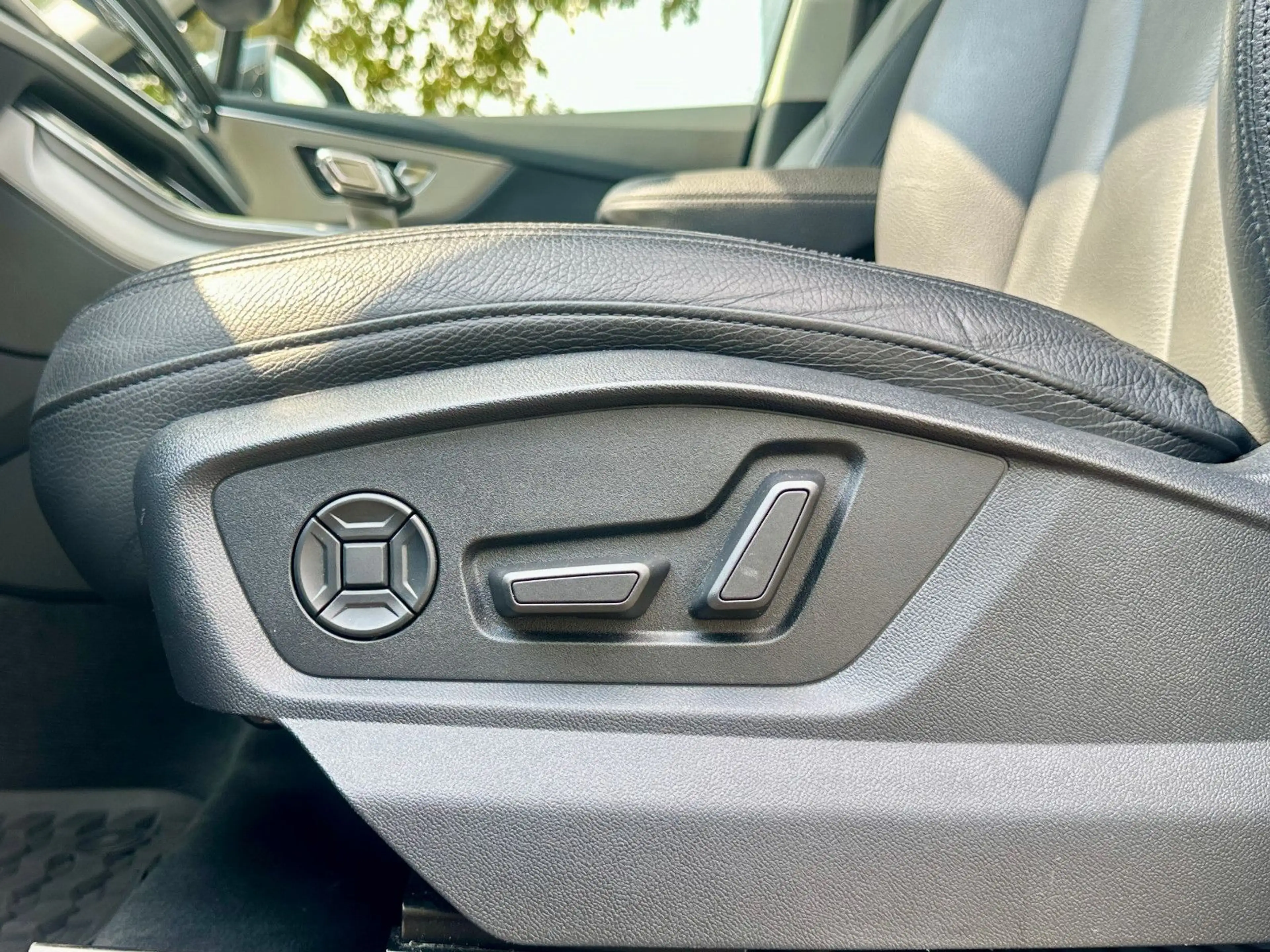Audi Q7 50TDI qu S LINE STANDHZ HuD 360° MEMORY ACC — photo 12