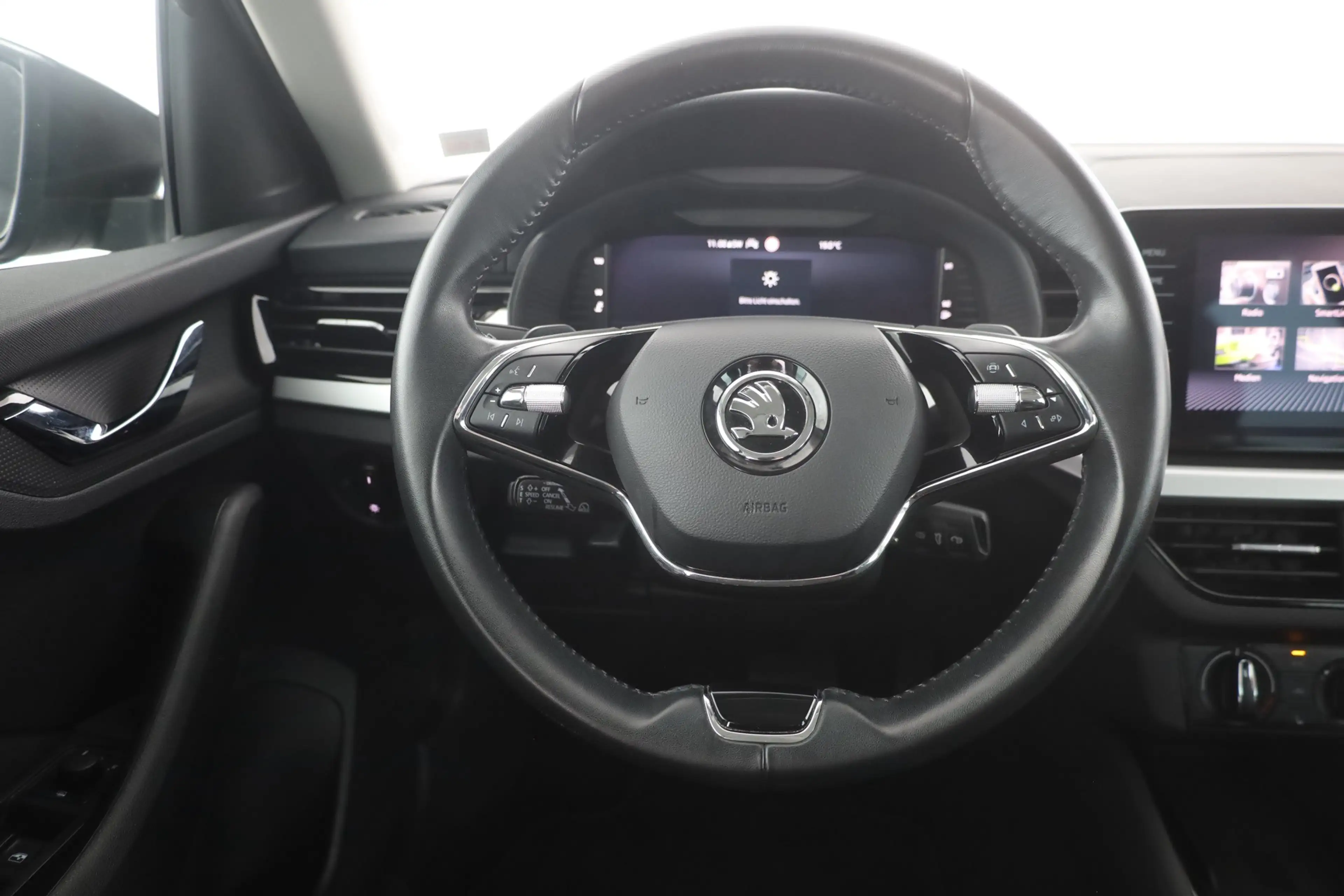 Skoda Kamiq 1.5 TSI DSG Ambition LED Navi Kamera ACC — photo 10