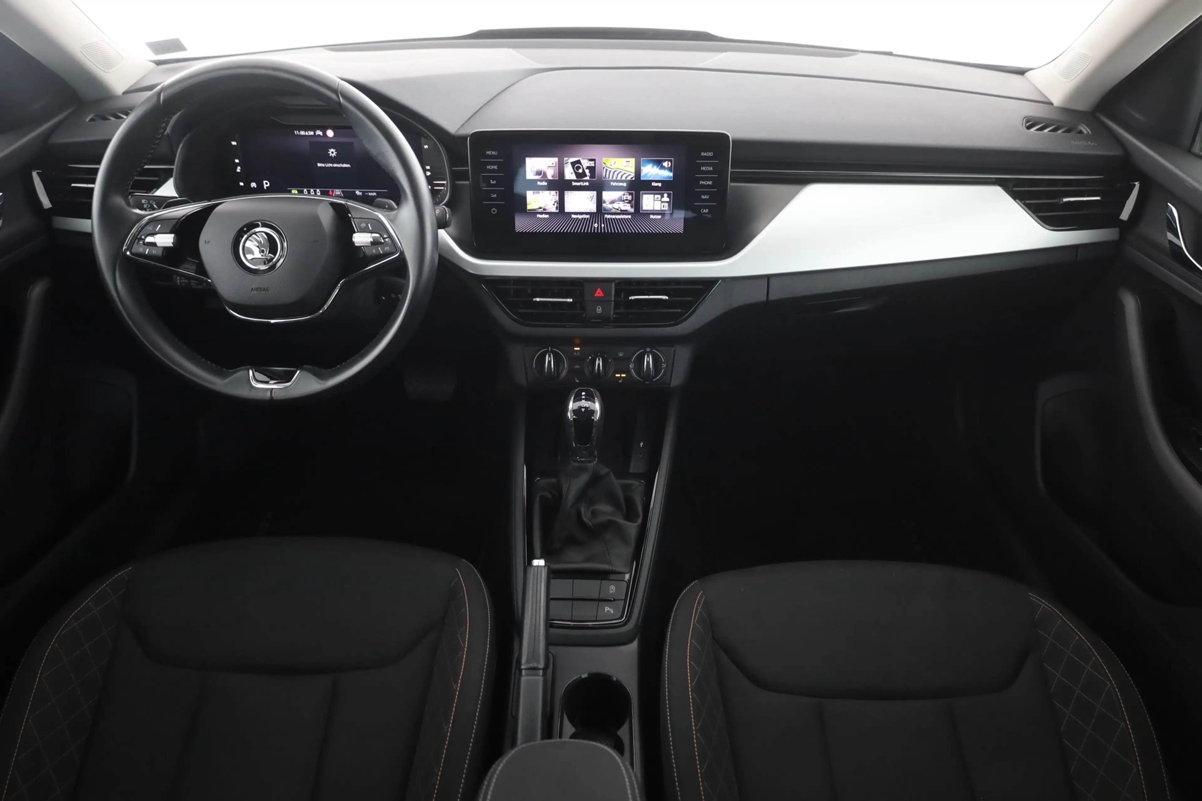 Skoda Kamiq 1.5 TSI DSG Ambition LED Navi Kamera ACC — photo 9