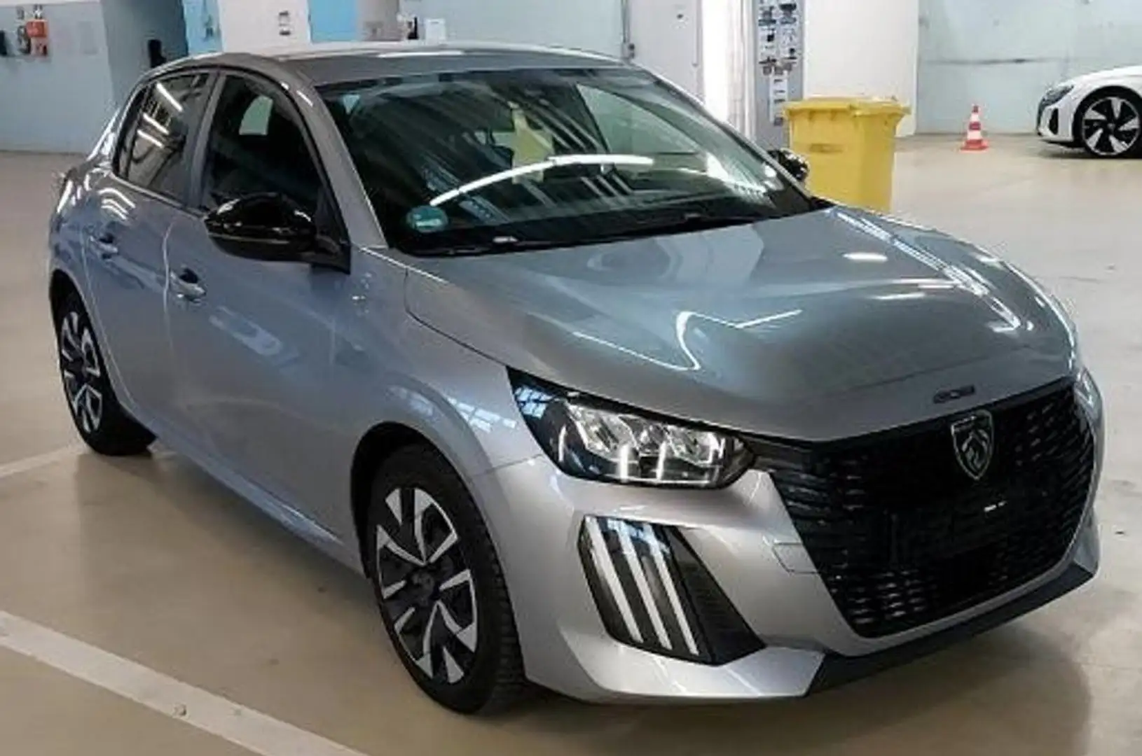 Peugeot 208 1.2 Active Argent - 2