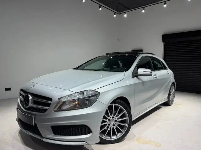 Mercedes-Benz A 200 A 200//PACK AMG//TOIT PANO//1ER PRO 61.000KM//KM