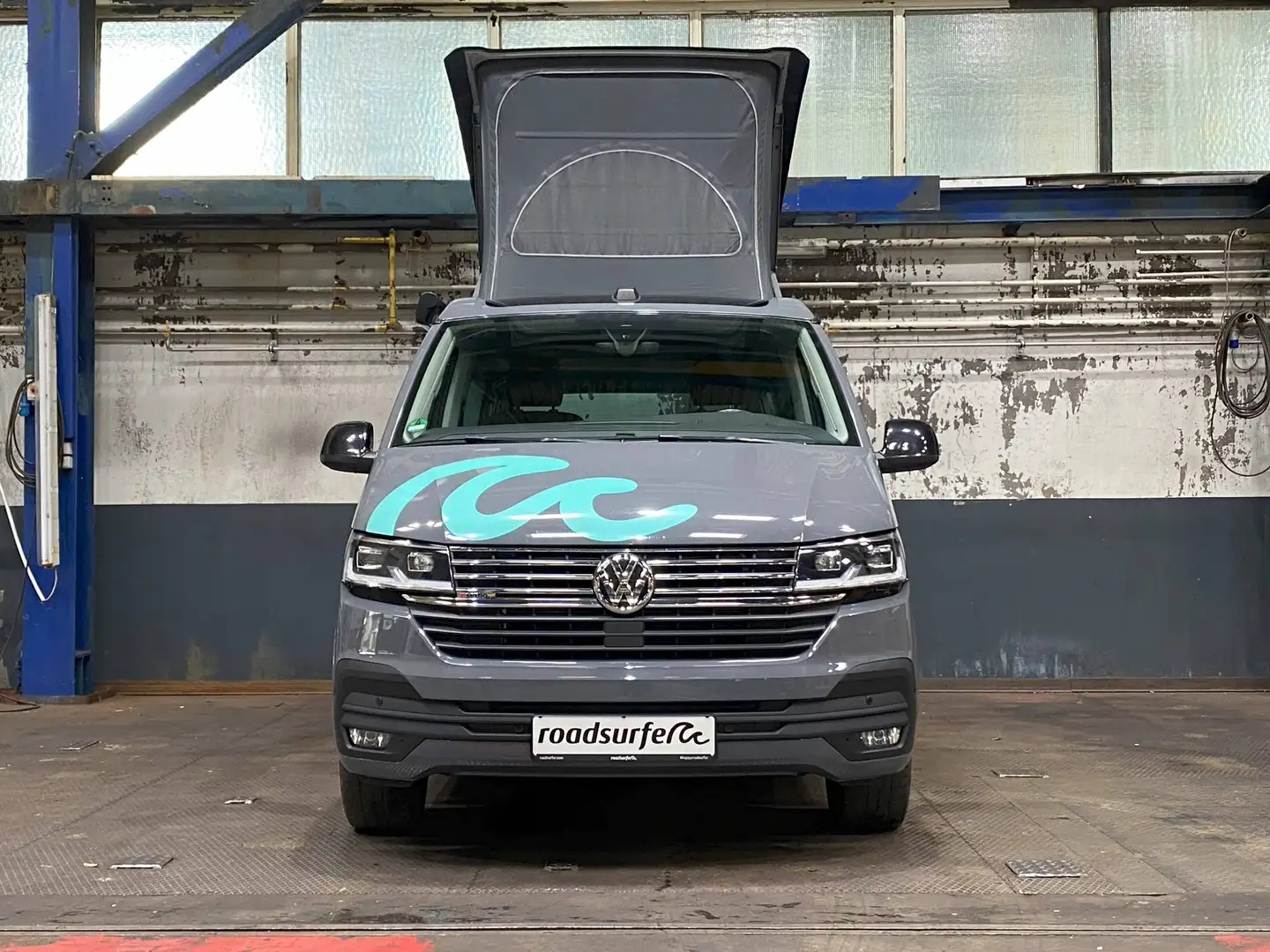 Volkswagen T6.1 California Beach StHz, Markise, Aufst.D, Dusche, Navi Schwarz - 2