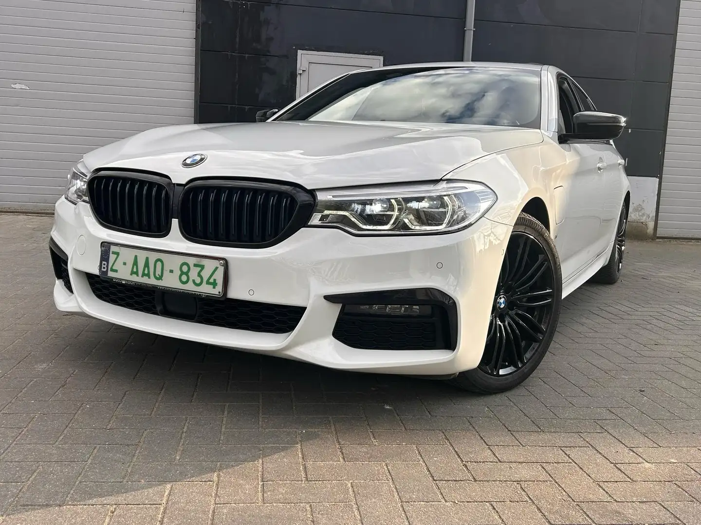 BMW 530 530e iPerformance Aut. Sport Line Wit - 1