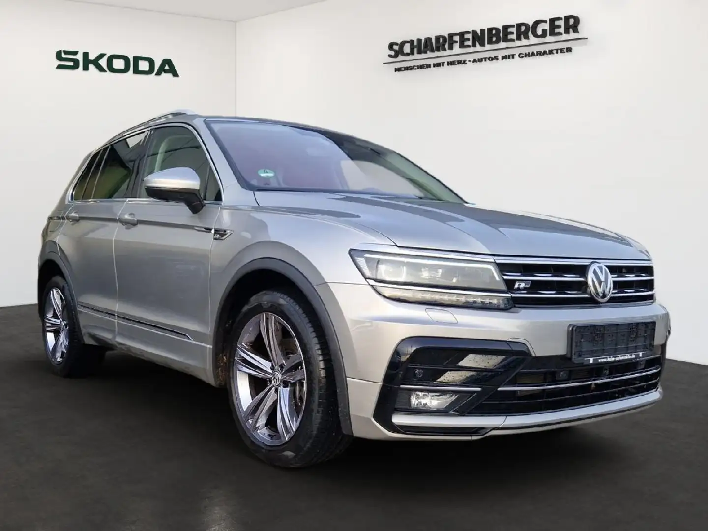 Volkswagen Tiguan Highline 4Motion R-Line*AHK,360°* Argent - 2