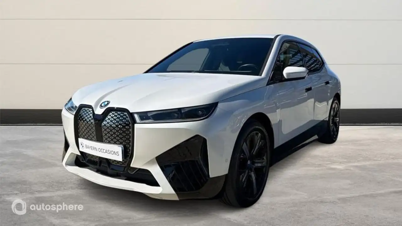 BMW iX