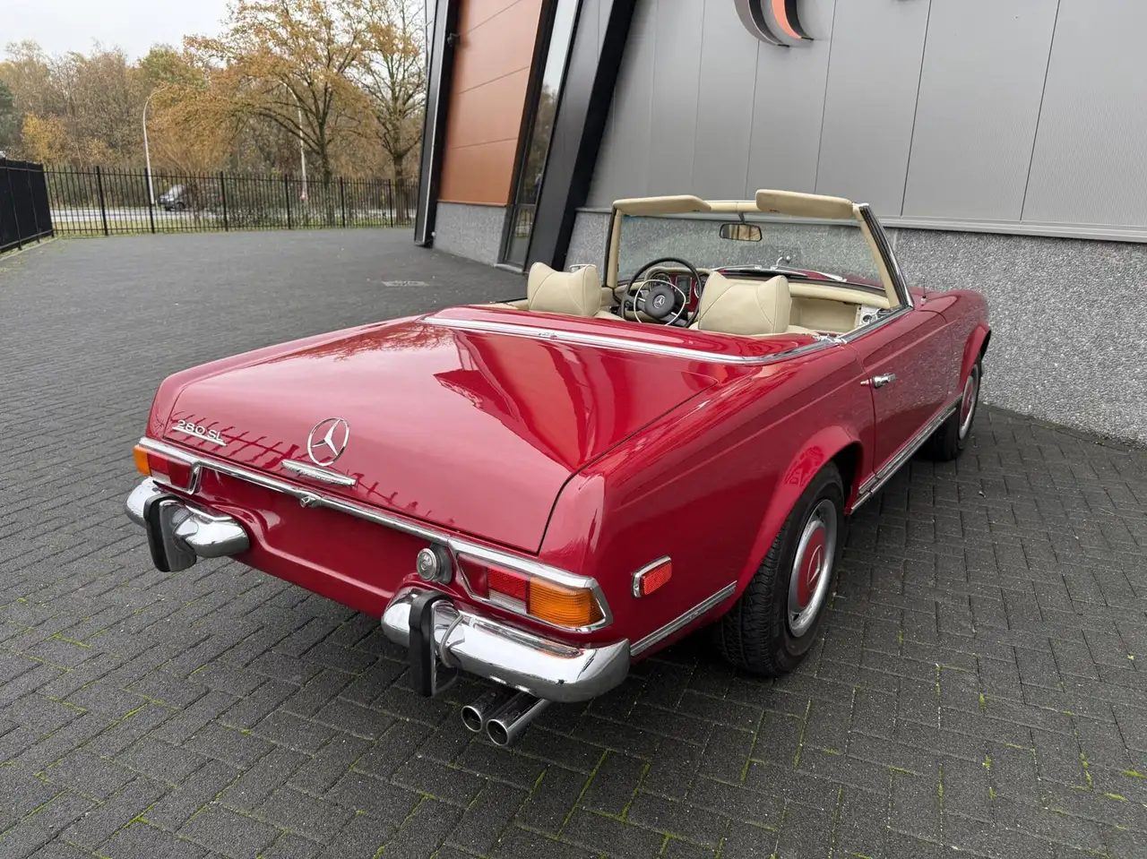 Mercedes-Benz SL 280 W113 Pagode, foto 10