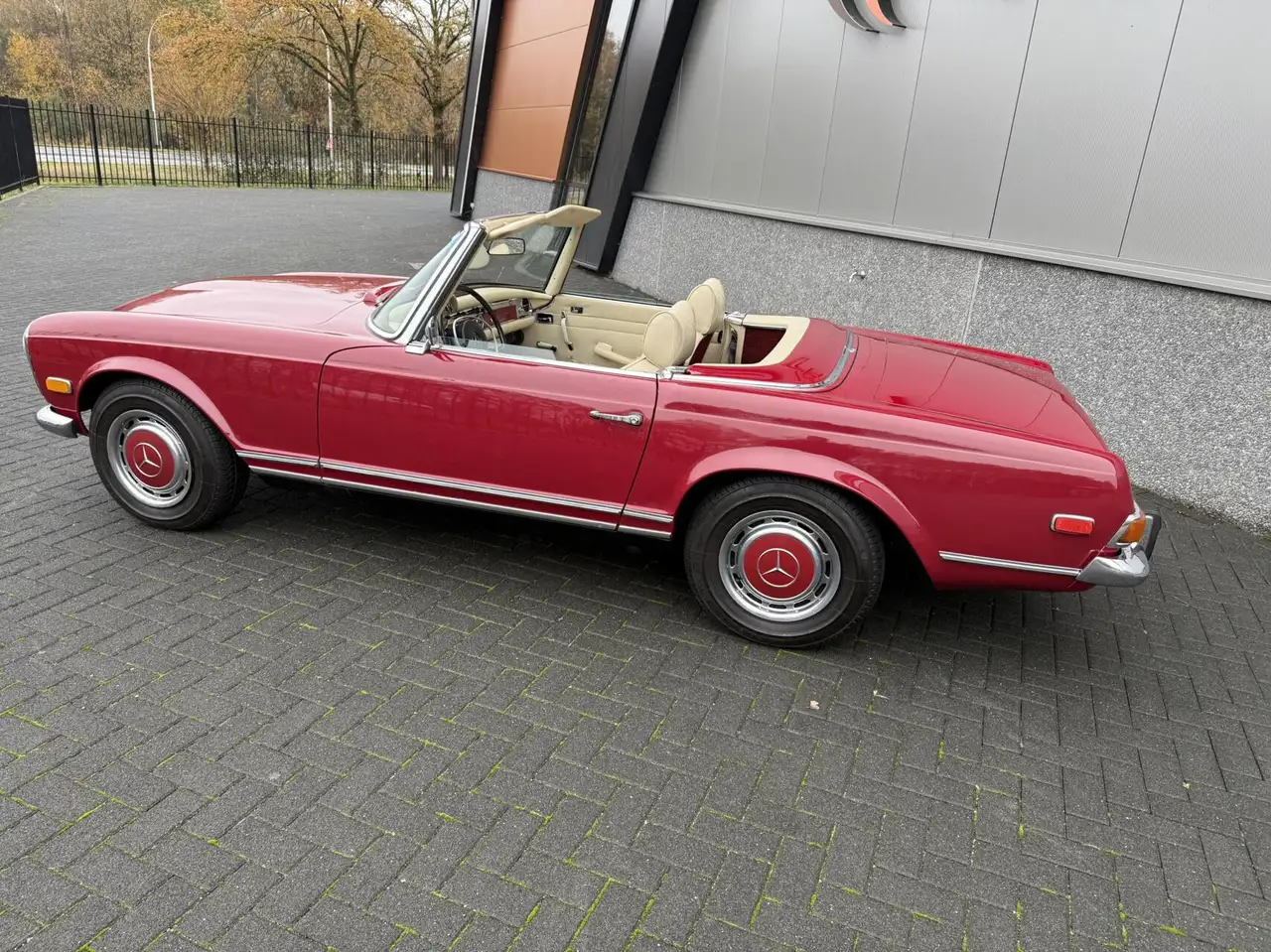 Mercedes-Benz SL 280 W113 Pagode, foto 5