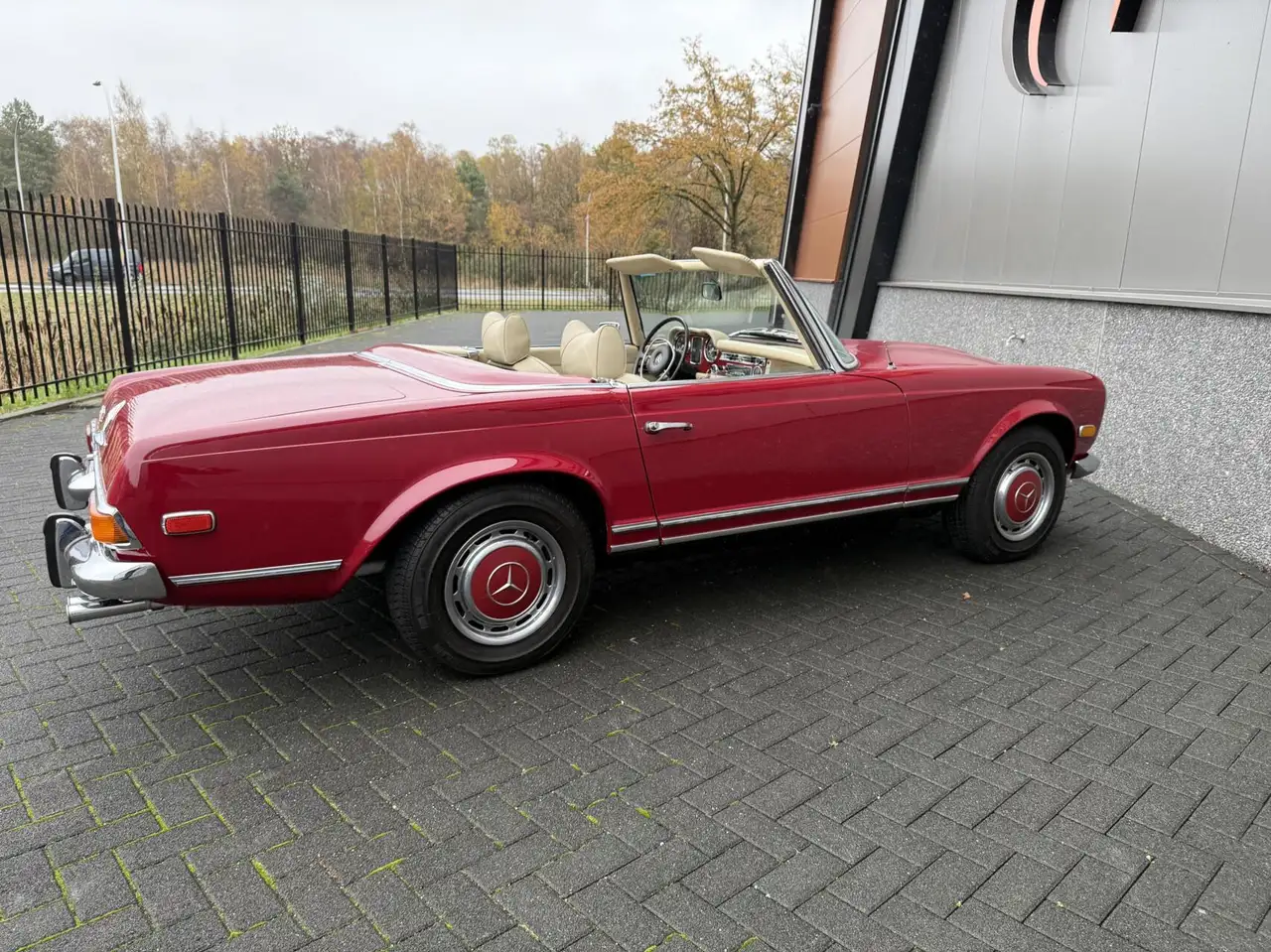 Mercedes-Benz SL 280 W113 Pagode, foto 11