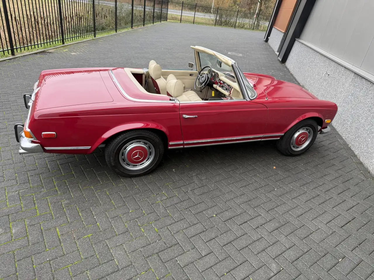 Mercedes-Benz SL 280 W113 Pagode, foto 12