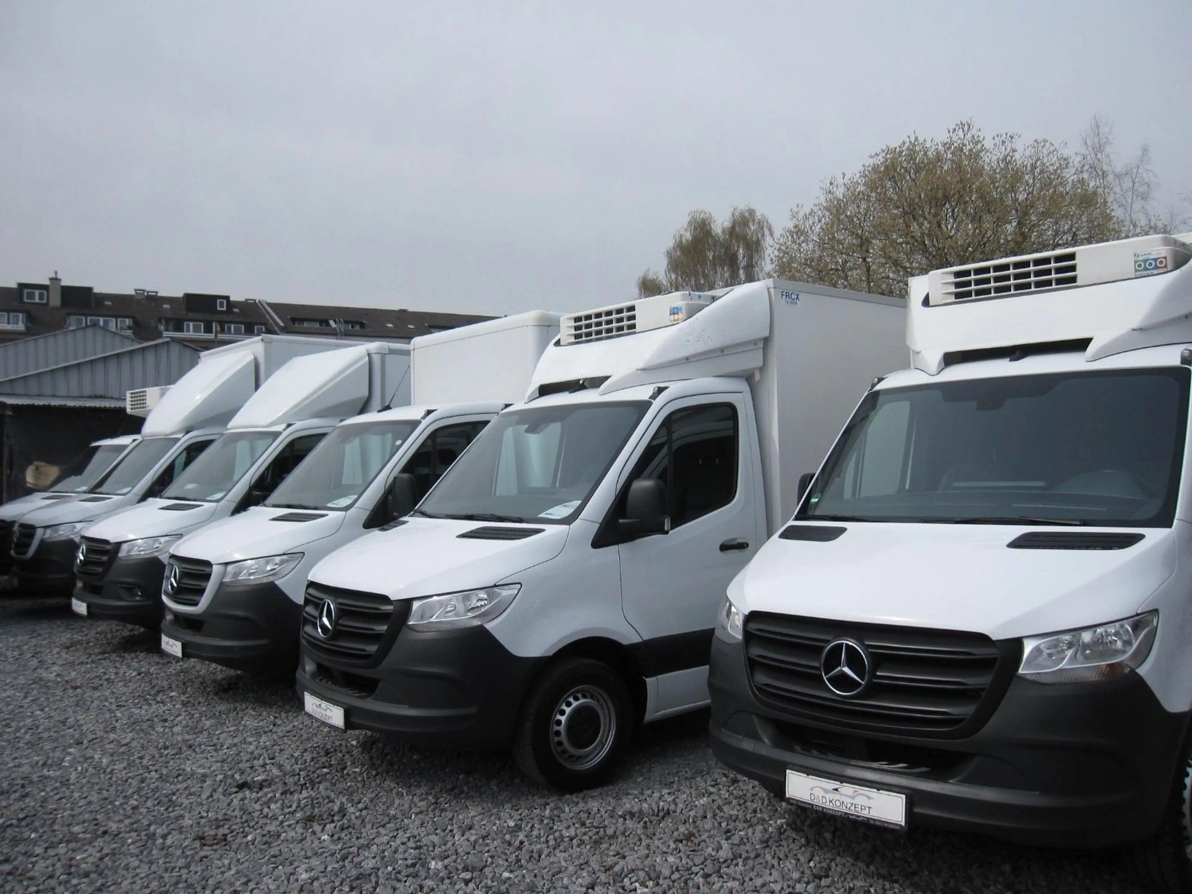 Nissan NV400 Kastenwagen L2H2*AHK 2500KG*Regale* — photo 22