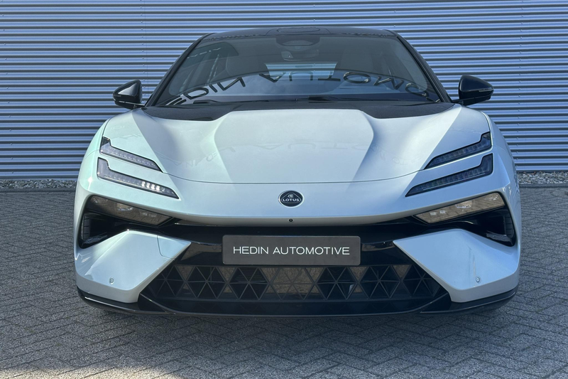 Lotus Emeya Base 102 kWh | Elektrische Trekhaak | Alcantara - — photo 5