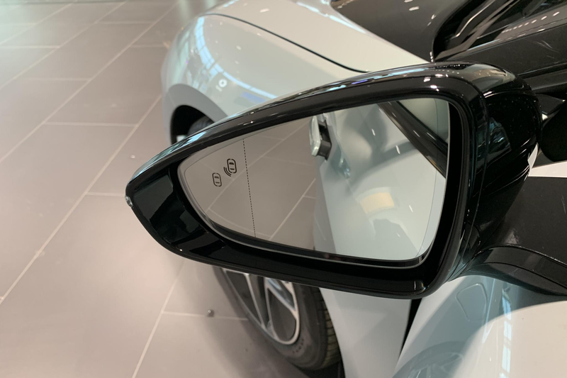 Lotus Emeya Base 102 kWh | Elektrische Trekhaak | Alcantara - — photo 9