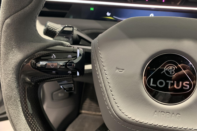 Lotus Emeya Base 102 kWh | Elektrische Trekhaak | Alcantara - — photo 15