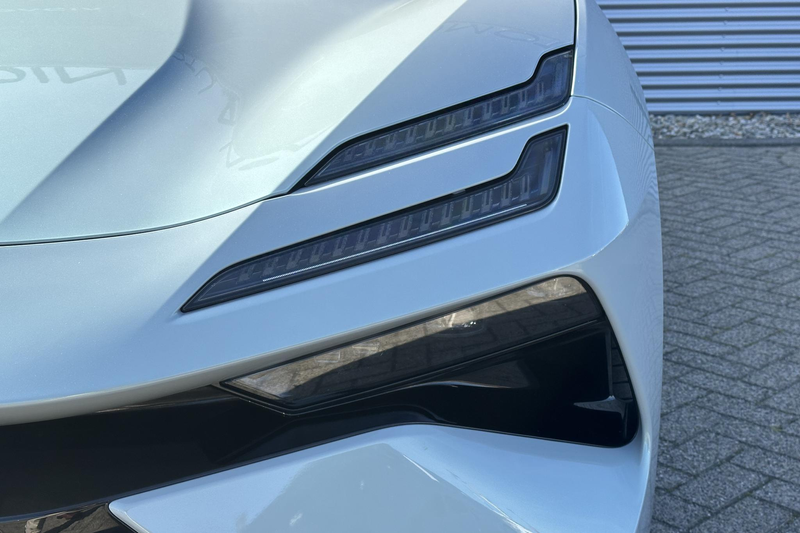 Lotus Emeya Base 102 kWh | Elektrische Trekhaak | Alcantara - — photo 8