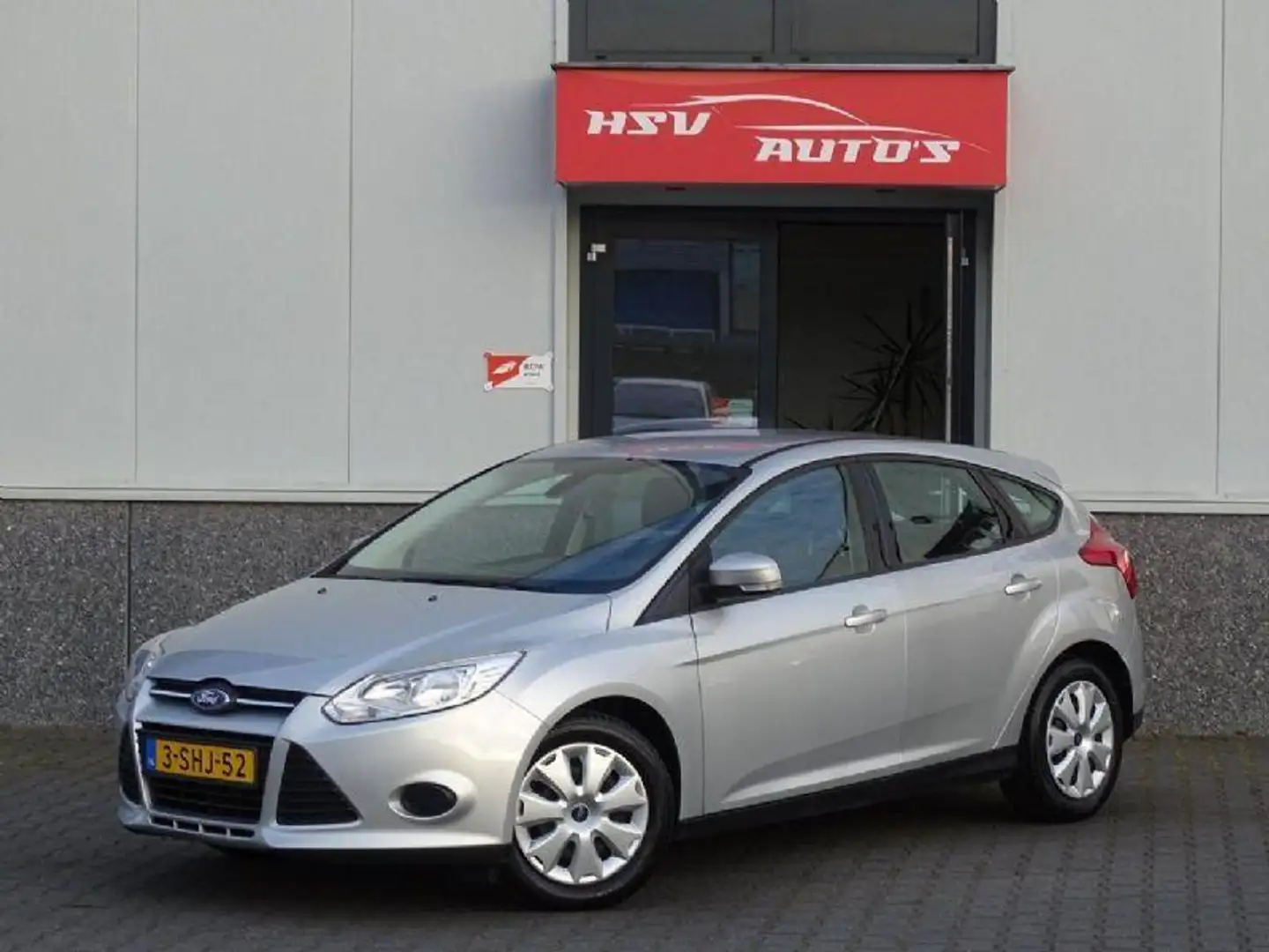 Ford Focus 1.0 EcoBoost navigatie airco cruise org NL 2013 Grijs - 1