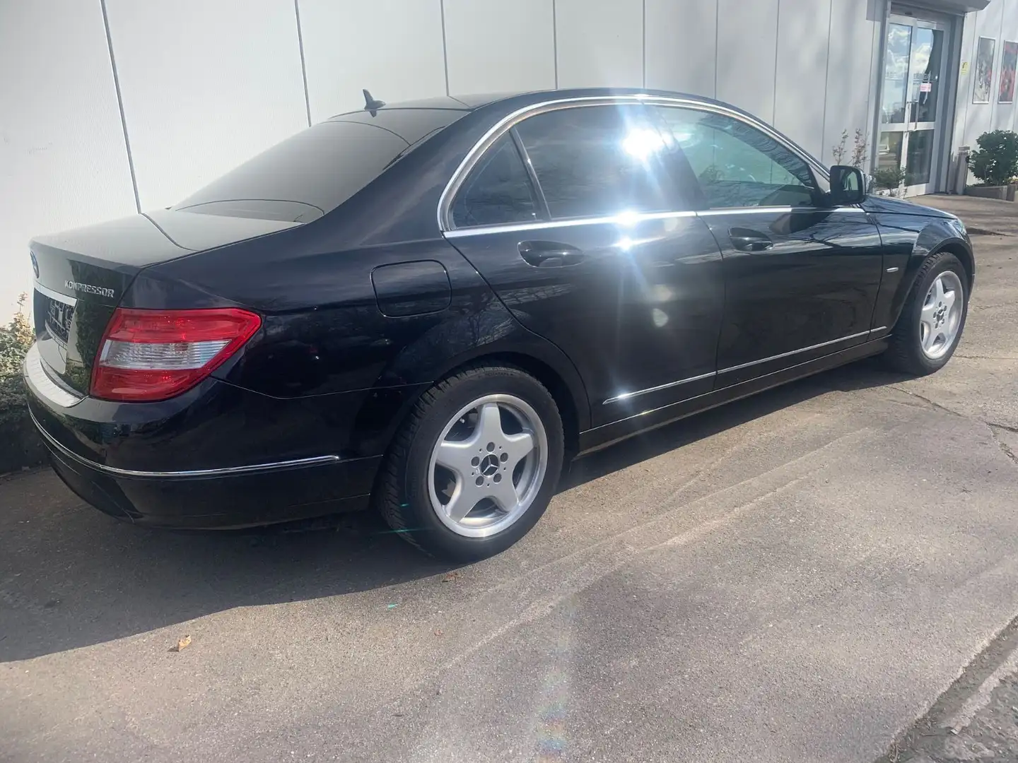 Mercedes-Benz C 180 C -Klasse Lim. Kompressor 2.Hd top Zustand Noir - 2