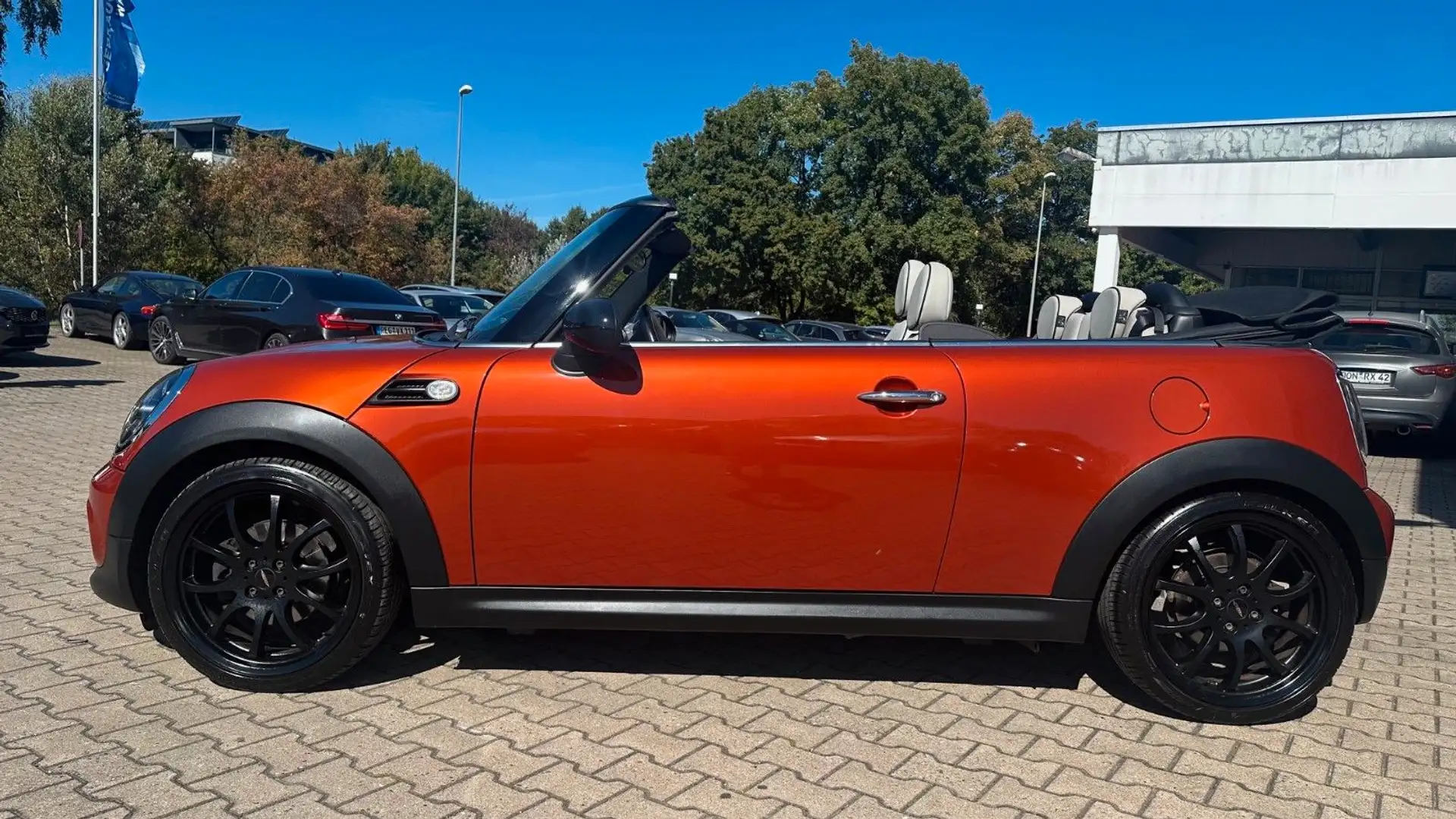 MINI Cooper Cabrio Chili/Leder/SHZ/Xenon/Garantie Orange - 2
