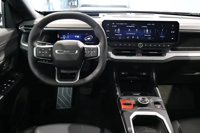 Jeep Compass BEV 74kWh First Edition Ansicht 16