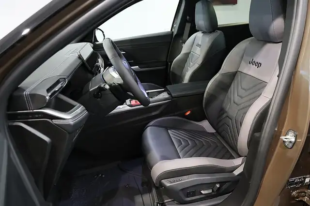 Jeep Compass BEV 74kWh First Edition Ansicht 9