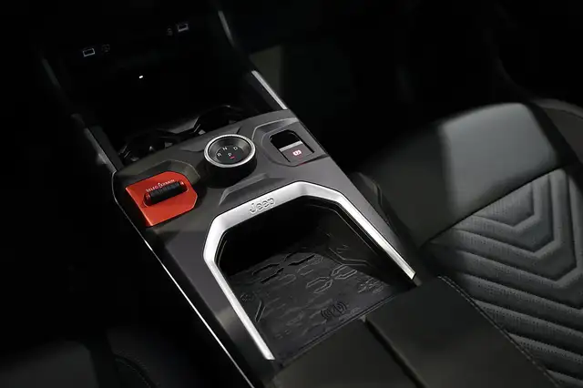 Jeep Compass BEV 74kWh First Edition Ansicht 18