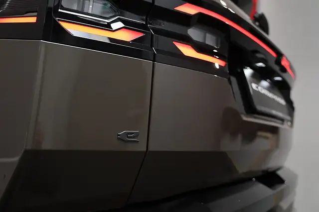 Jeep Compass BEV 74kWh First Edition Ansicht 36