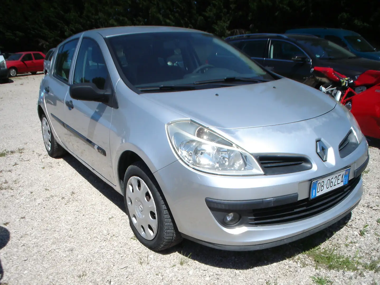 Renault Clio Clio 5p 1.5 dci Confort Argento - 2