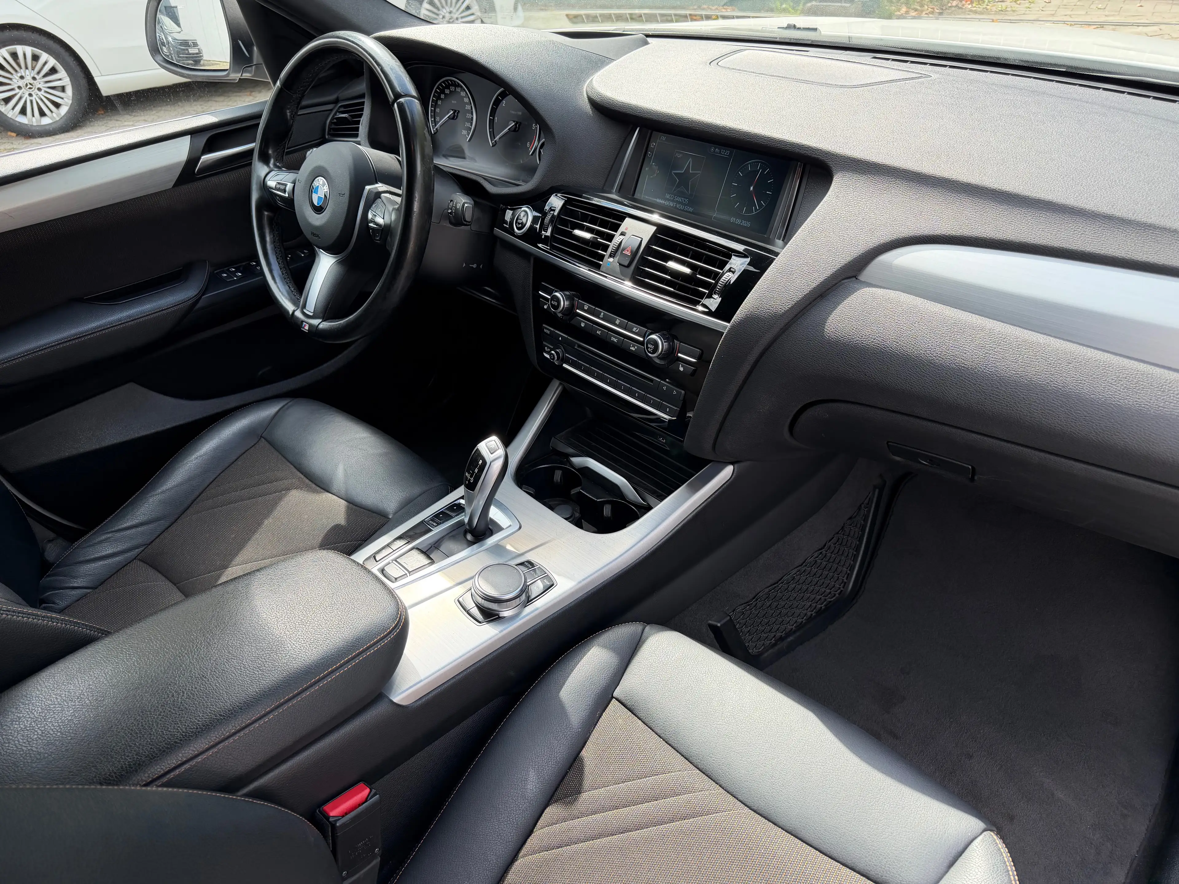BMW X4 xDrive 20d Steptronic "xLine" — photo 12