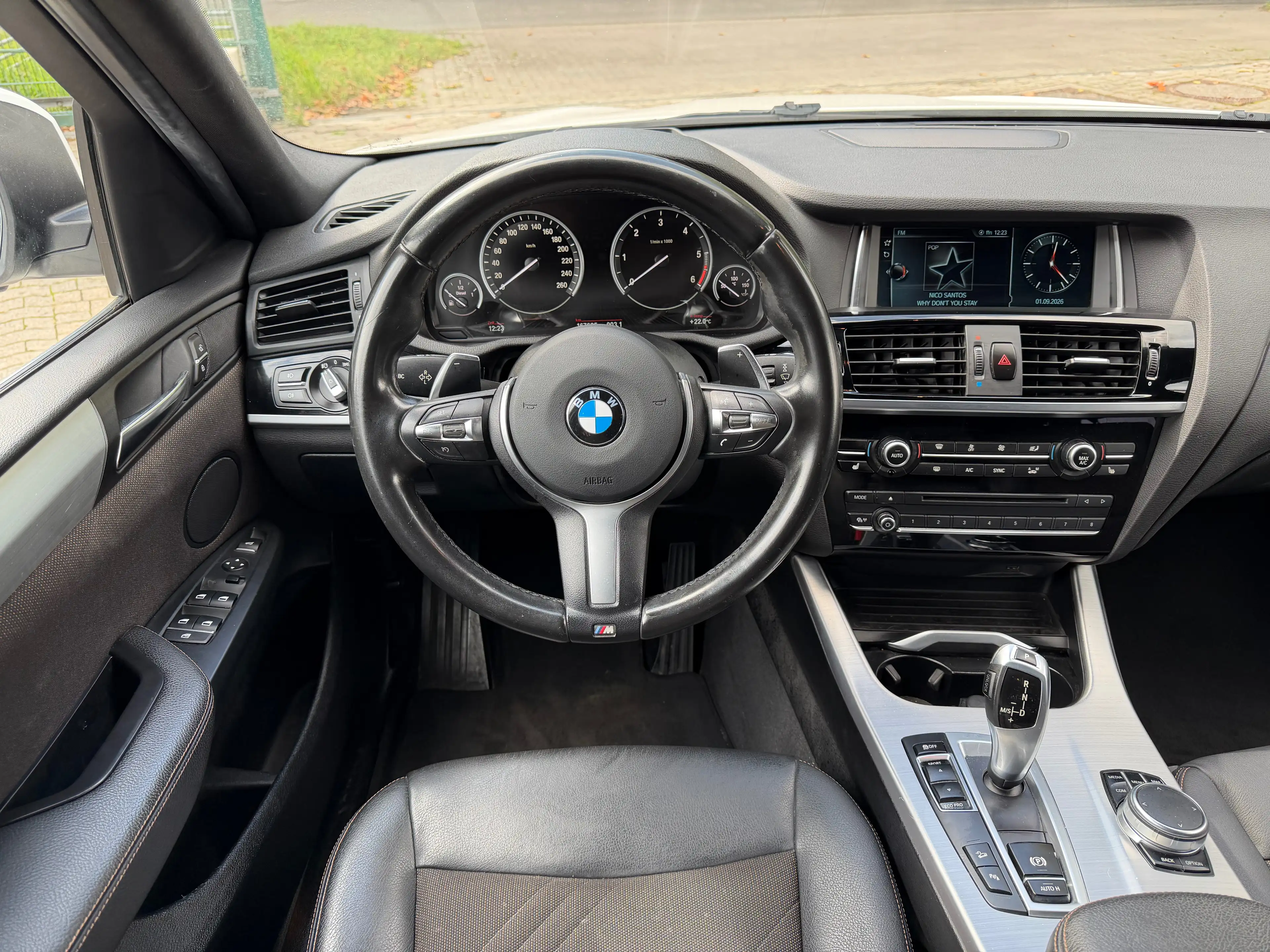 BMW X4 xDrive 20d Steptronic "xLine" — photo 10