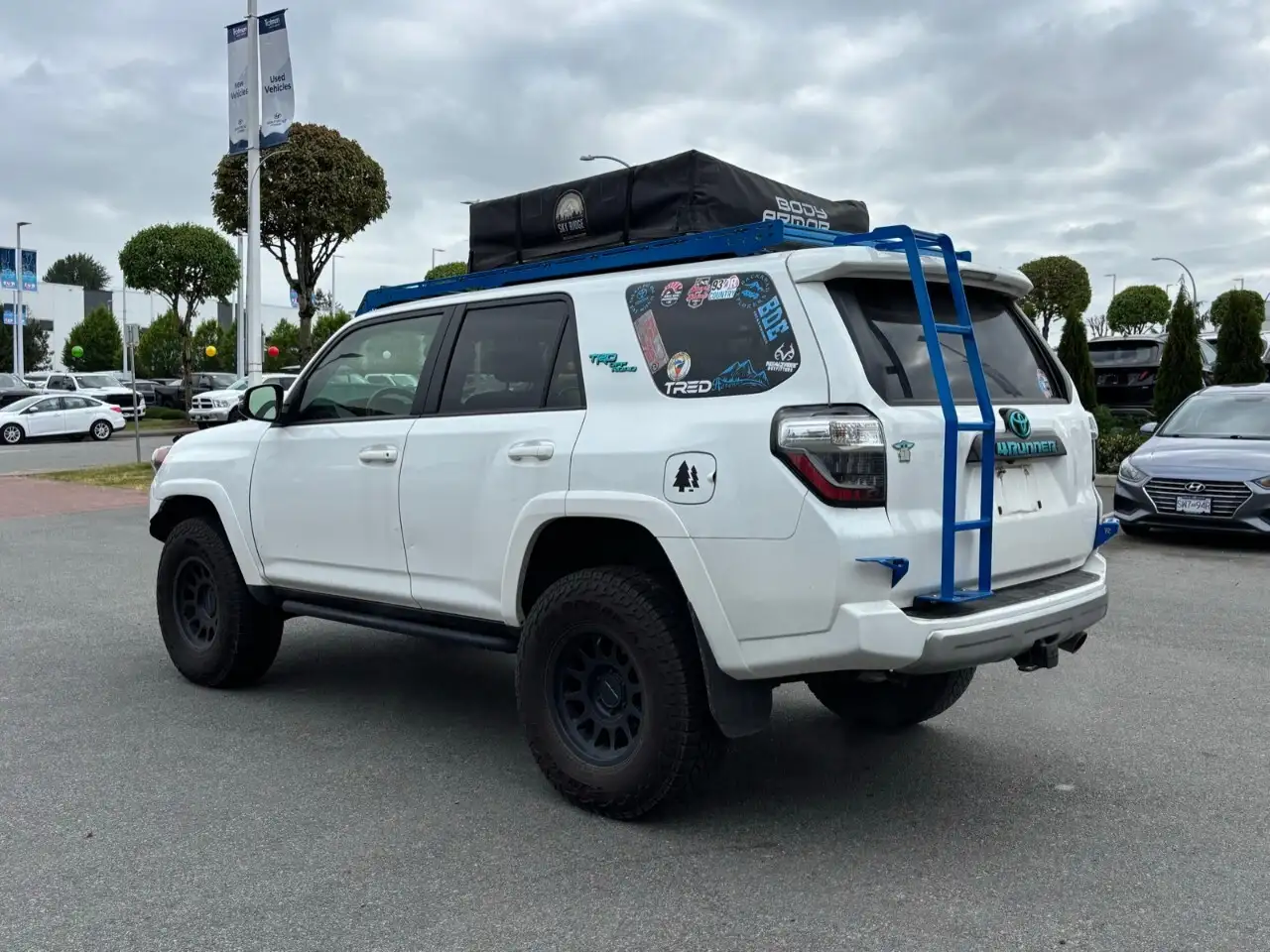 Toyota 4-Runner снимка Toyota 4-Runner