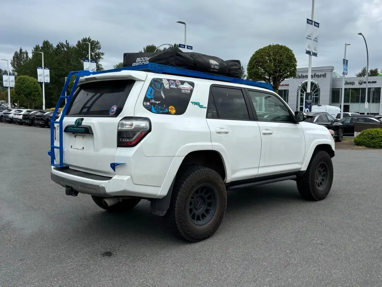 Toyota 4-Runner снимка Toyota 4-Runner