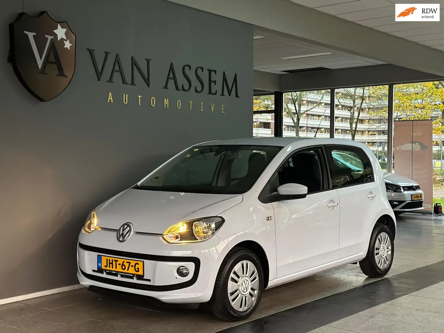 Volkswagen up! 1.0 move up!| AIRCO| STOELVERW|PDC Blanc - 1
