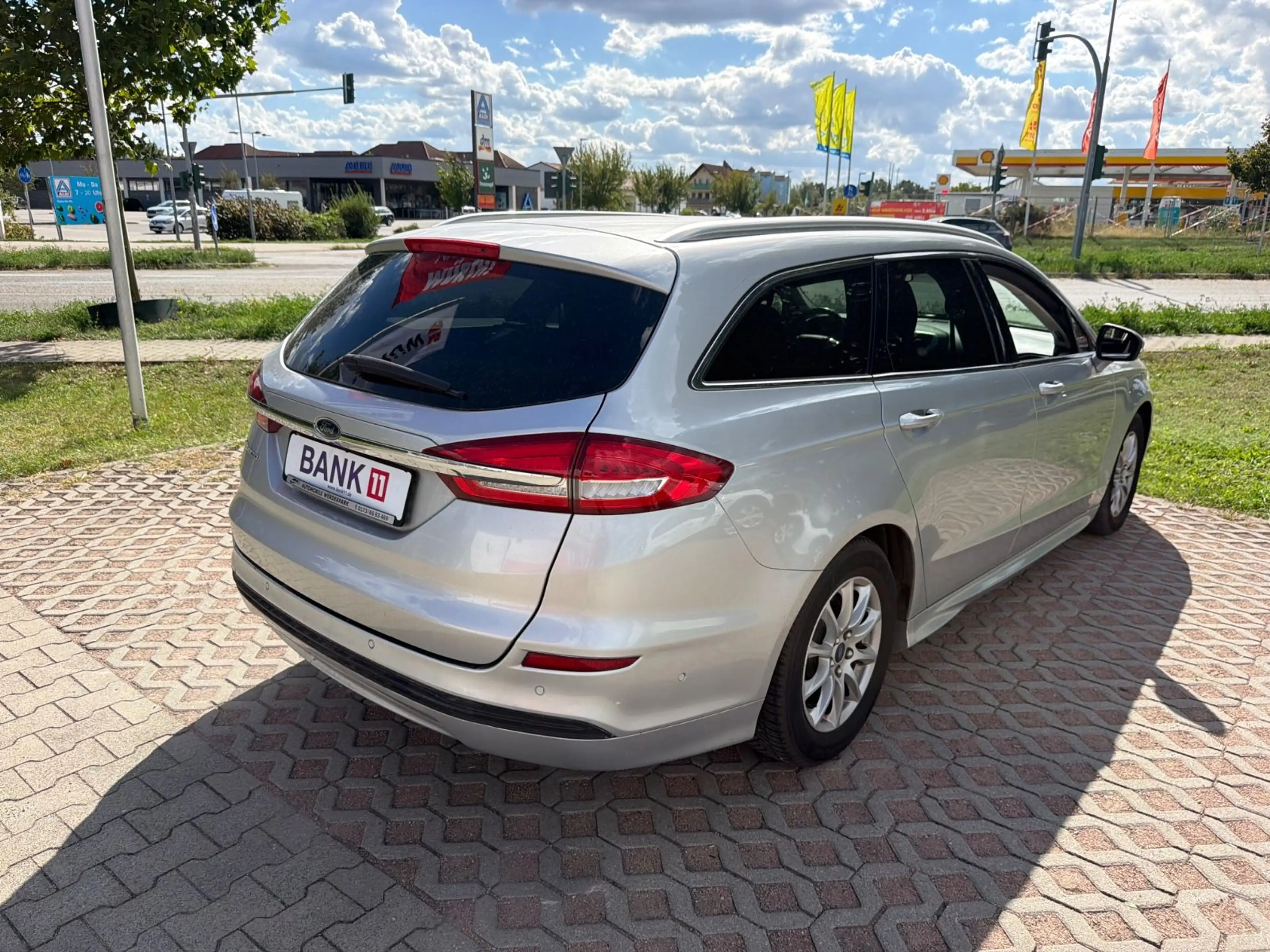 Ford Mondeo Turnier Business Edition — photo 8