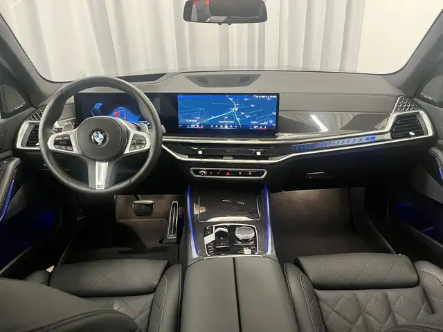 BMW X5 view 9