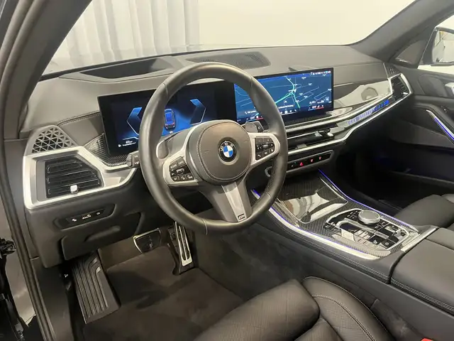 BMW X5 view 7
