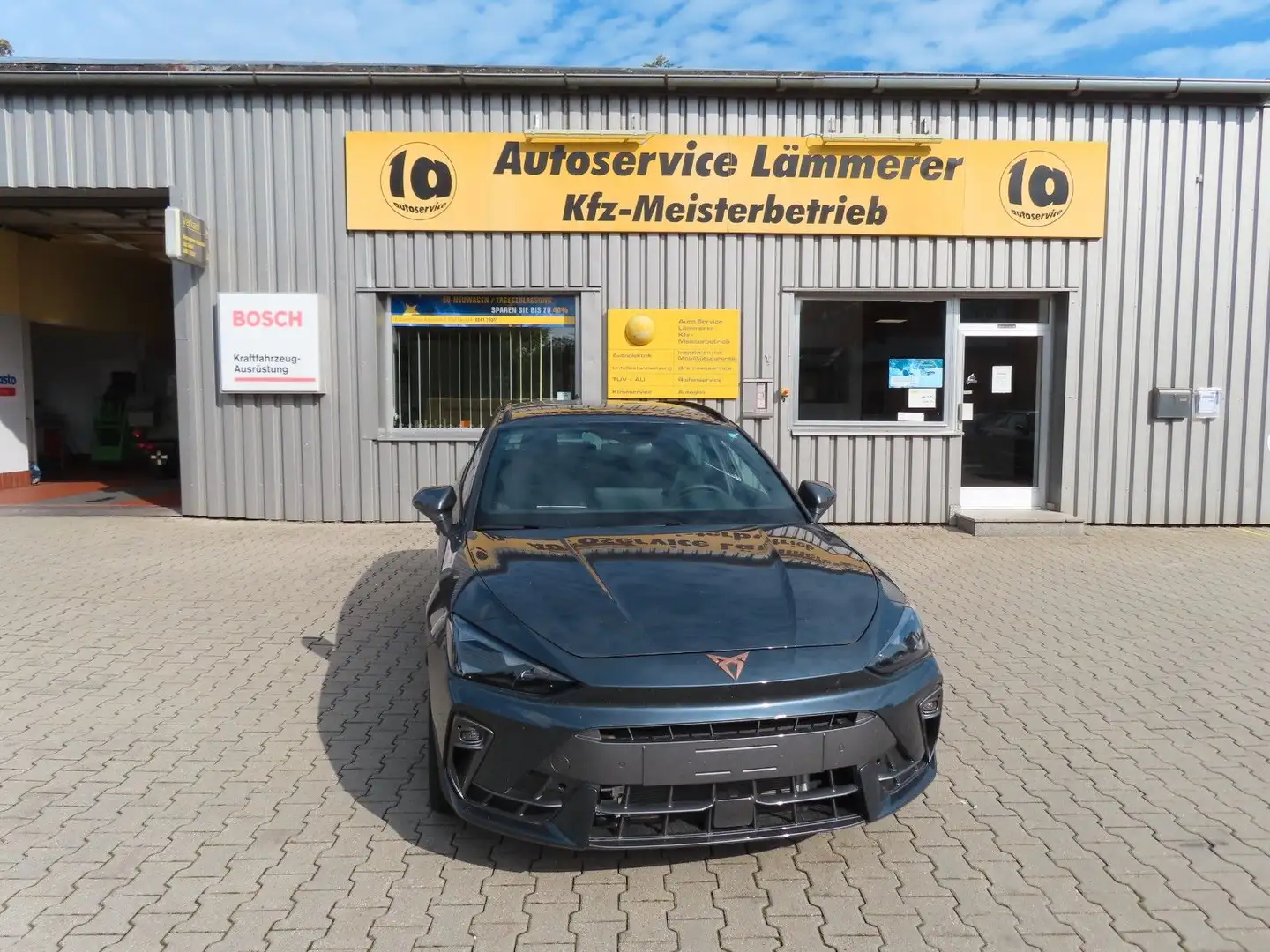 CUPRA Leon Sportstourer 2.0 TDI Grau - 1