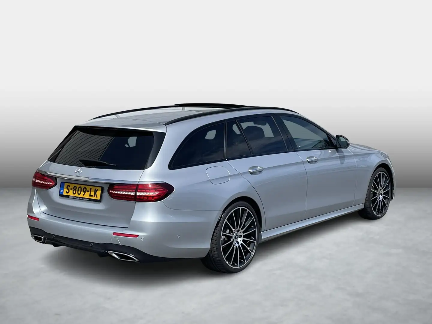 Mercedes-Benz E 200 Estate AMG | Panoramadak | | Trekhaak | Silber - 2
