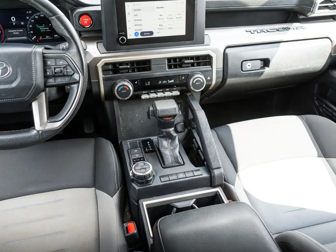 Toyota Tacoma снимка Toyota Tacoma