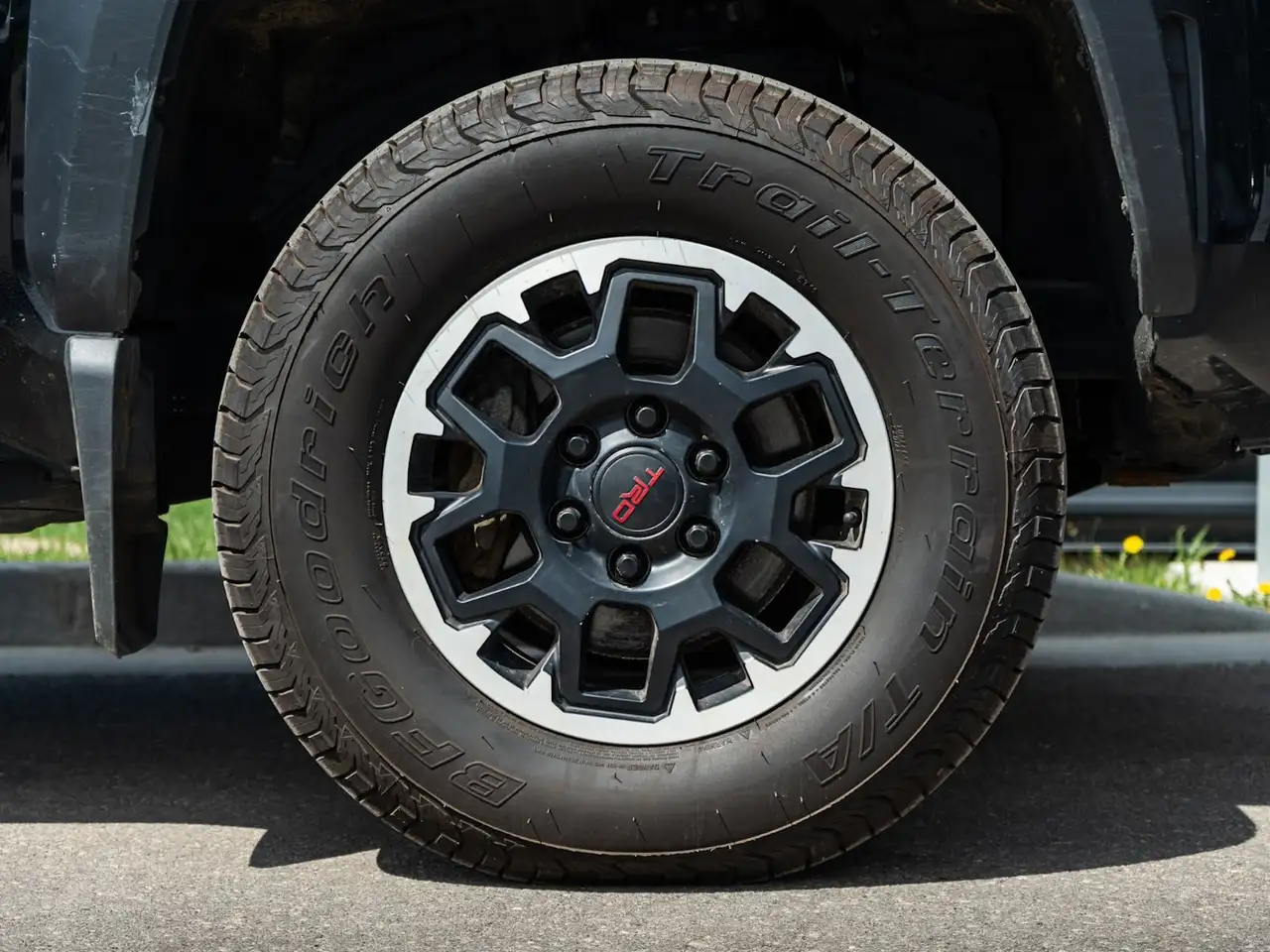Toyota Tacoma снимка Toyota Tacoma