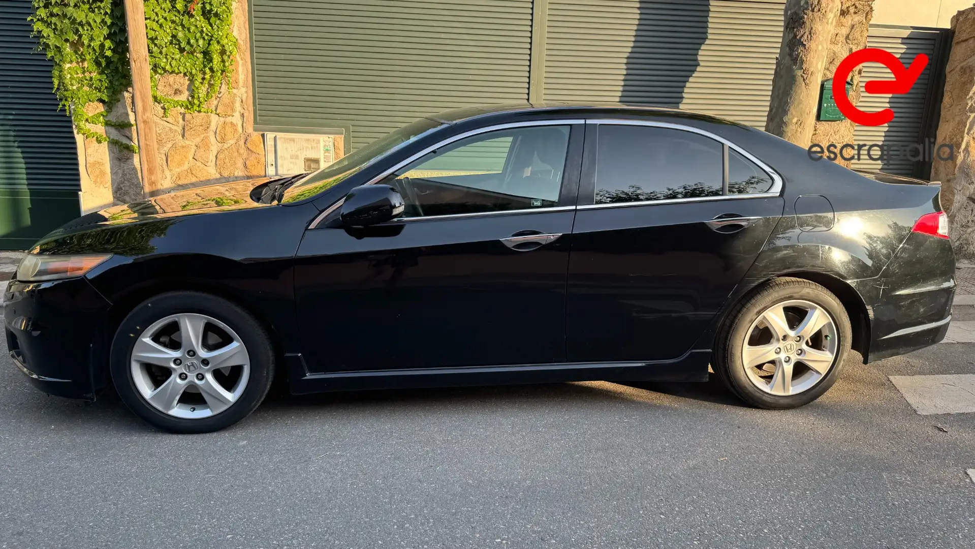 Honda Accord Tourer 2.2i-DTEC Executive Zwart - 2