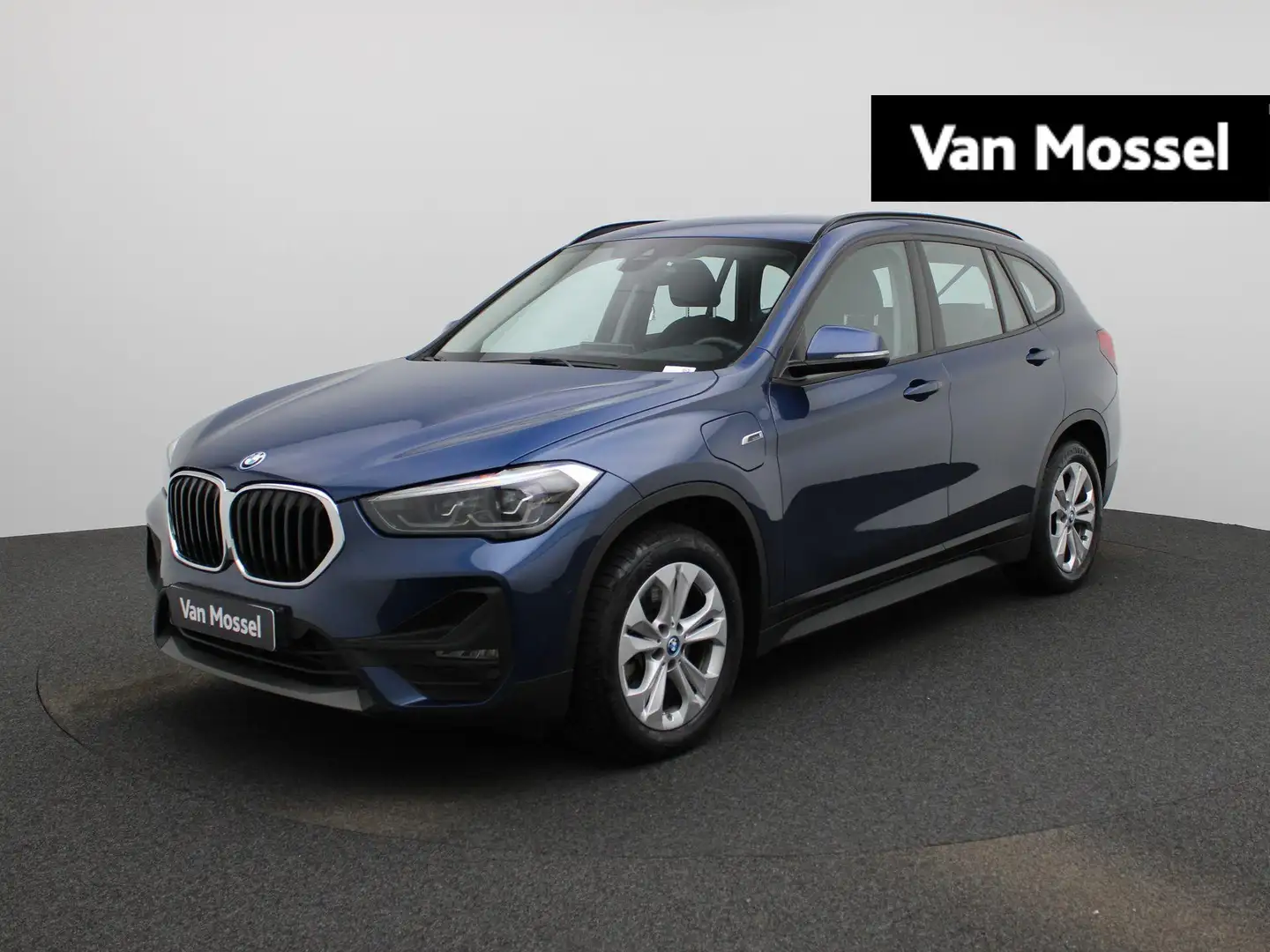 BMW X1 xDrive25e (162 kW) Camera - Head-up ! Blau - 1