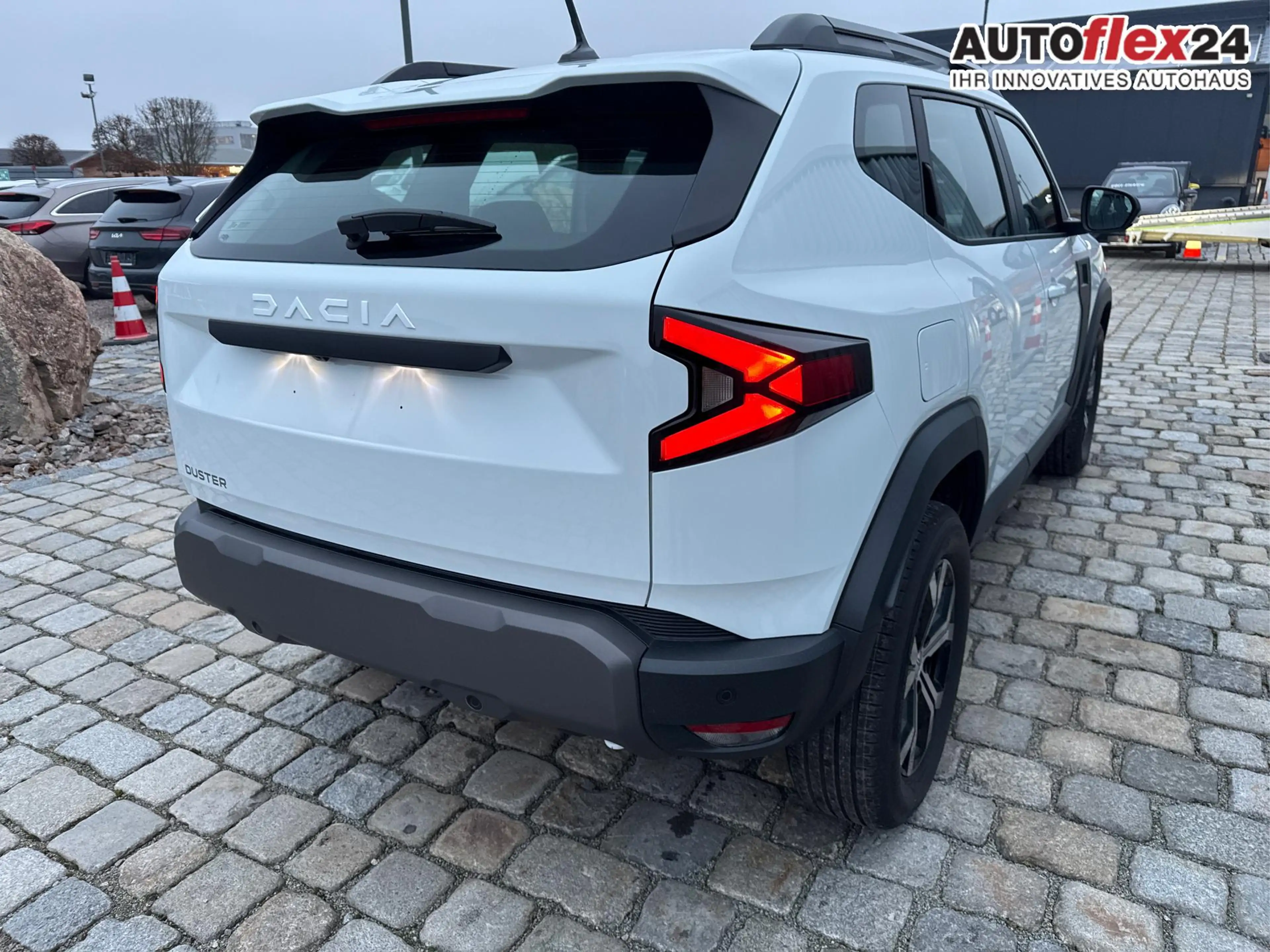 Dacia Duster Expression 1,2 TCe 96 KW (130 PS)-Sitzheizung-R... — photo 3