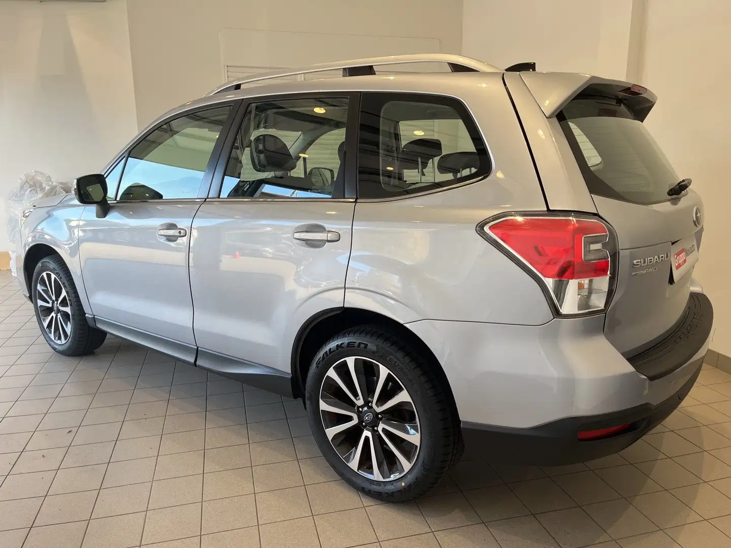 Subaru Forester Forester 2.0D Style Gris - 2