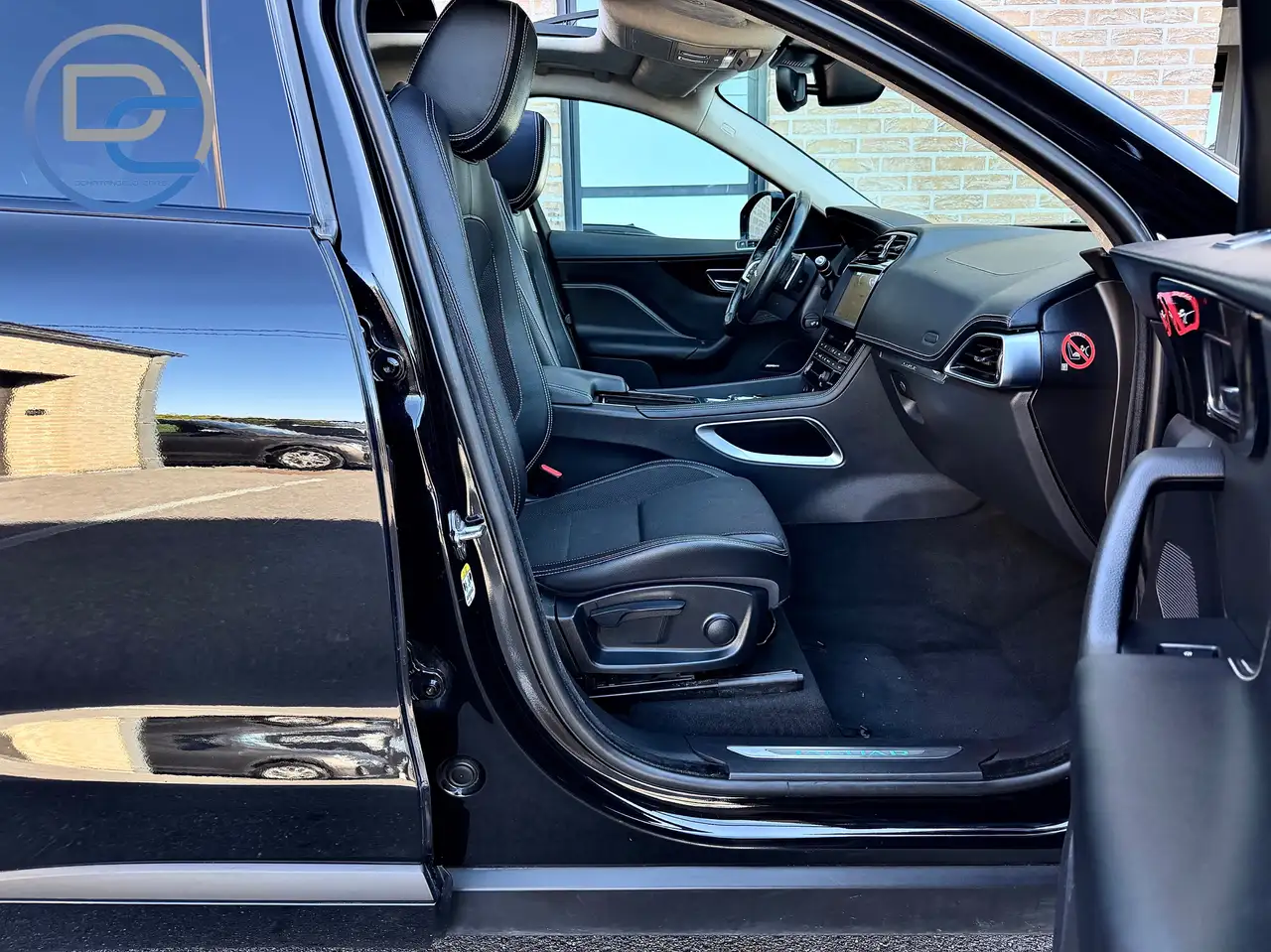 Jaguar F-Pace 2.0 D R-Sport 180CV BoiTE AUTO TOIT PANORAMIQUE CUIR NAVI XÉNONS, миниатюра 8
