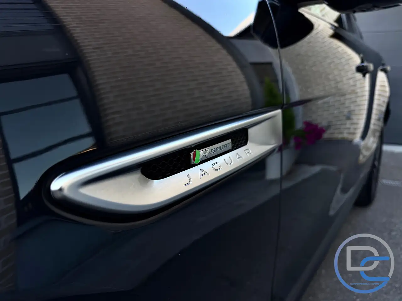 Jaguar F-Pace 2.0 D R-Sport 180CV BoiTE AUTO TOIT PANORAMIQUE CUIR NAVI XÉNONS, миниатюра 16