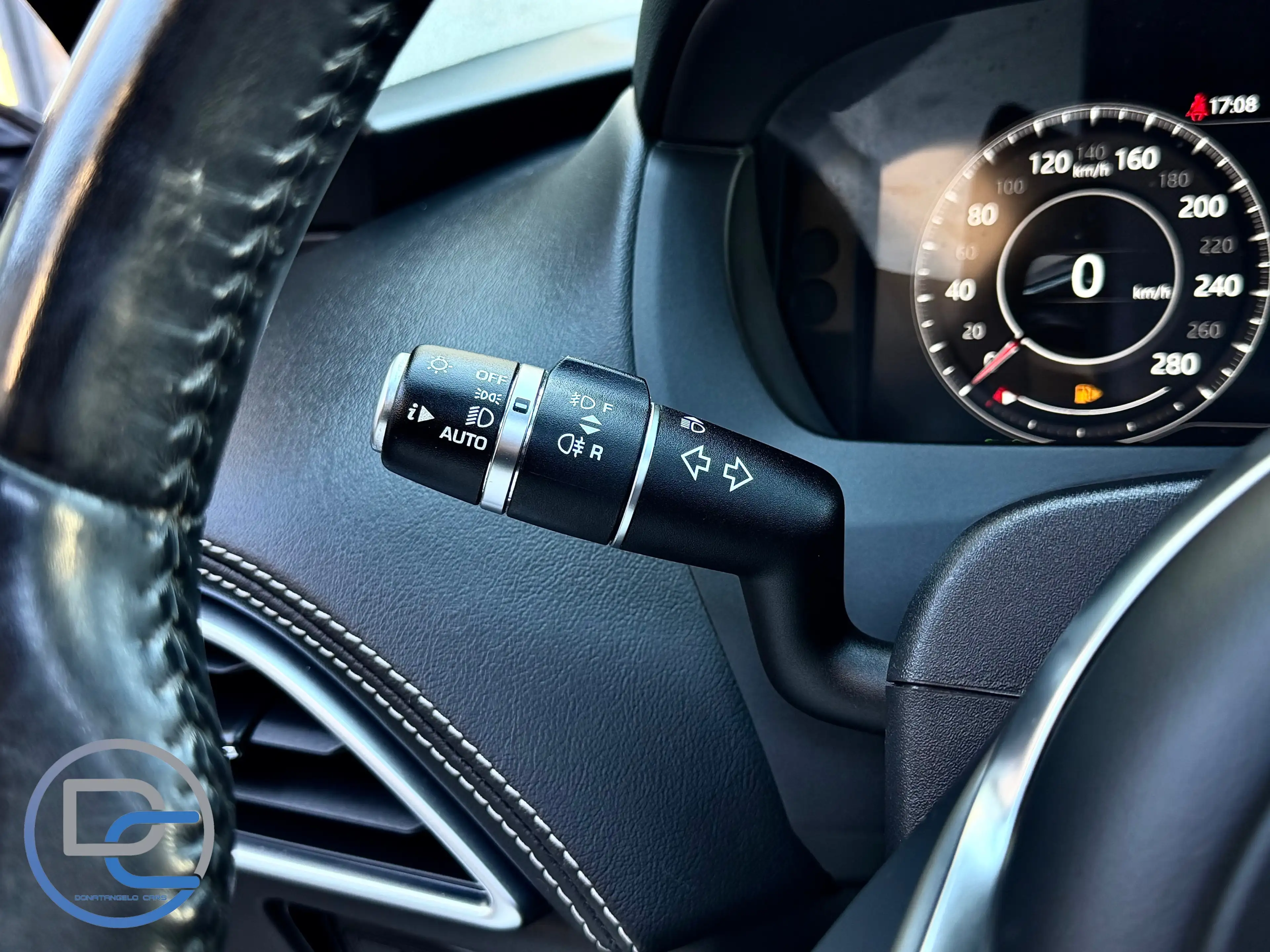 Jaguar F-Pace F-Pace 2.0 D R-Sport 180CV BoiTE AUTO TOIT PANORAMIQUE CUIR NAVI XÉNONS — photo 12
