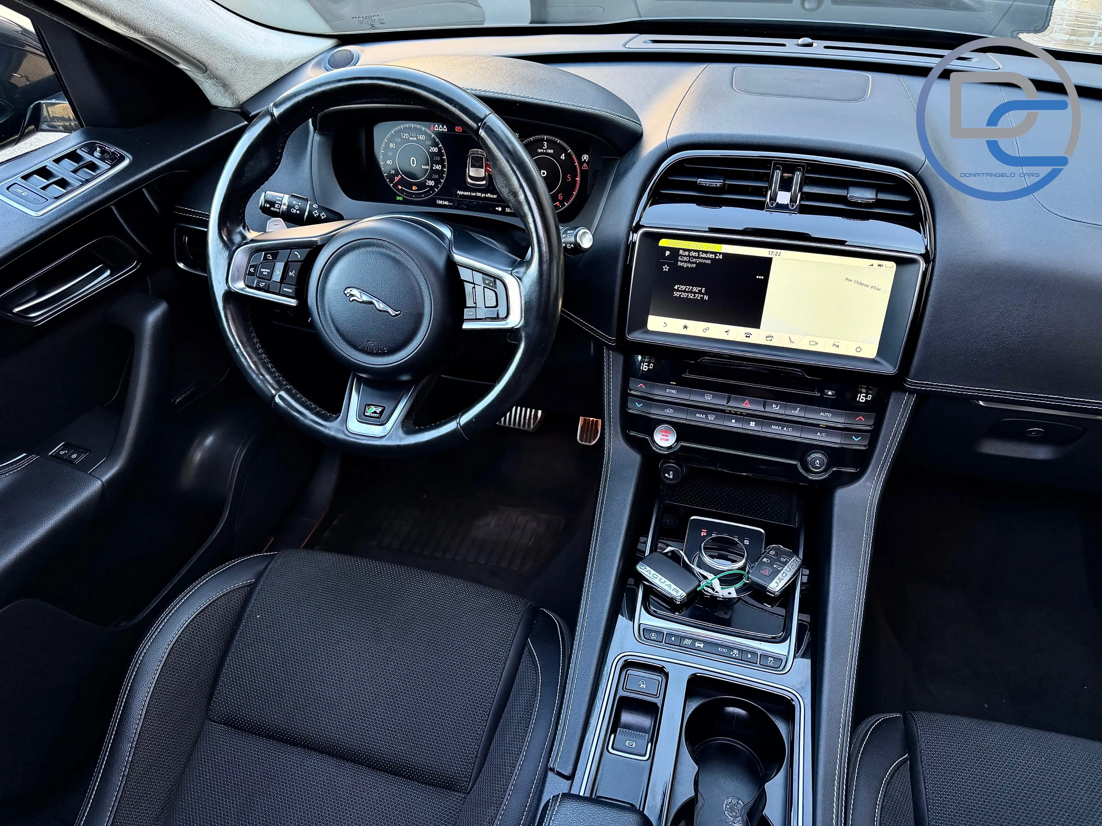 Jaguar F-Pace F-Pace 2.0 D R-Sport 180CV BoiTE AUTO TOIT PANORAMIQUE CUIR NAVI XÉNONS — photo 9