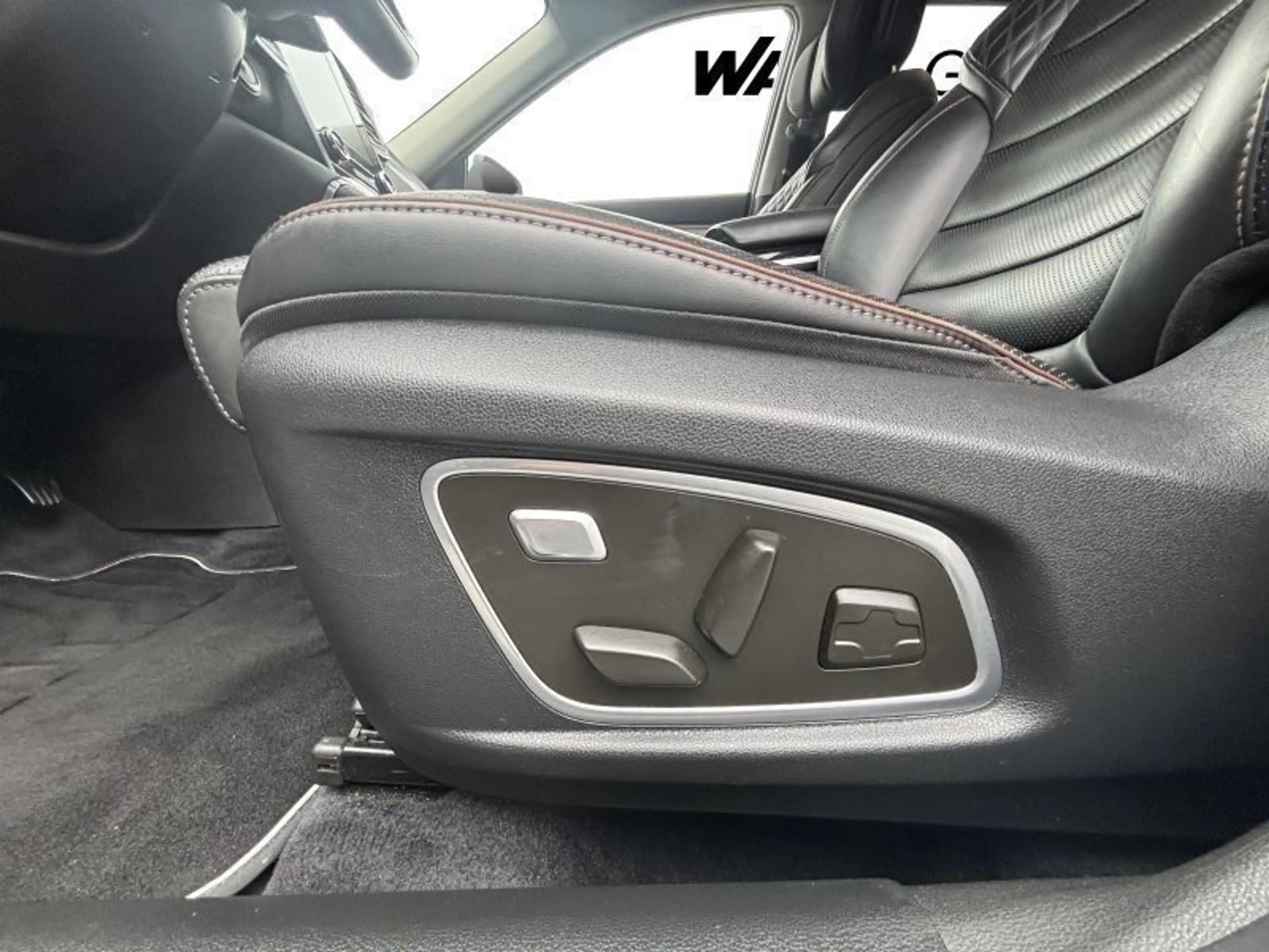 Renault Koleos 2.0 Blue dCi 185 X-Tronic 4WD Initiale Paris 4x4 — photo 5